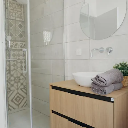 Algarve - Rua Da Silva